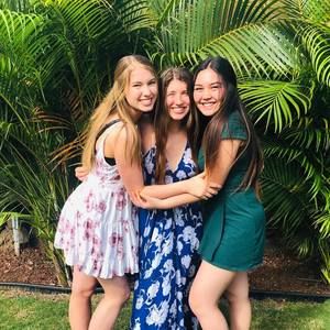 Meet your Posher, Noelle